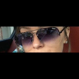 Rare pair QUAY aviator sunglasses. Oversized.
